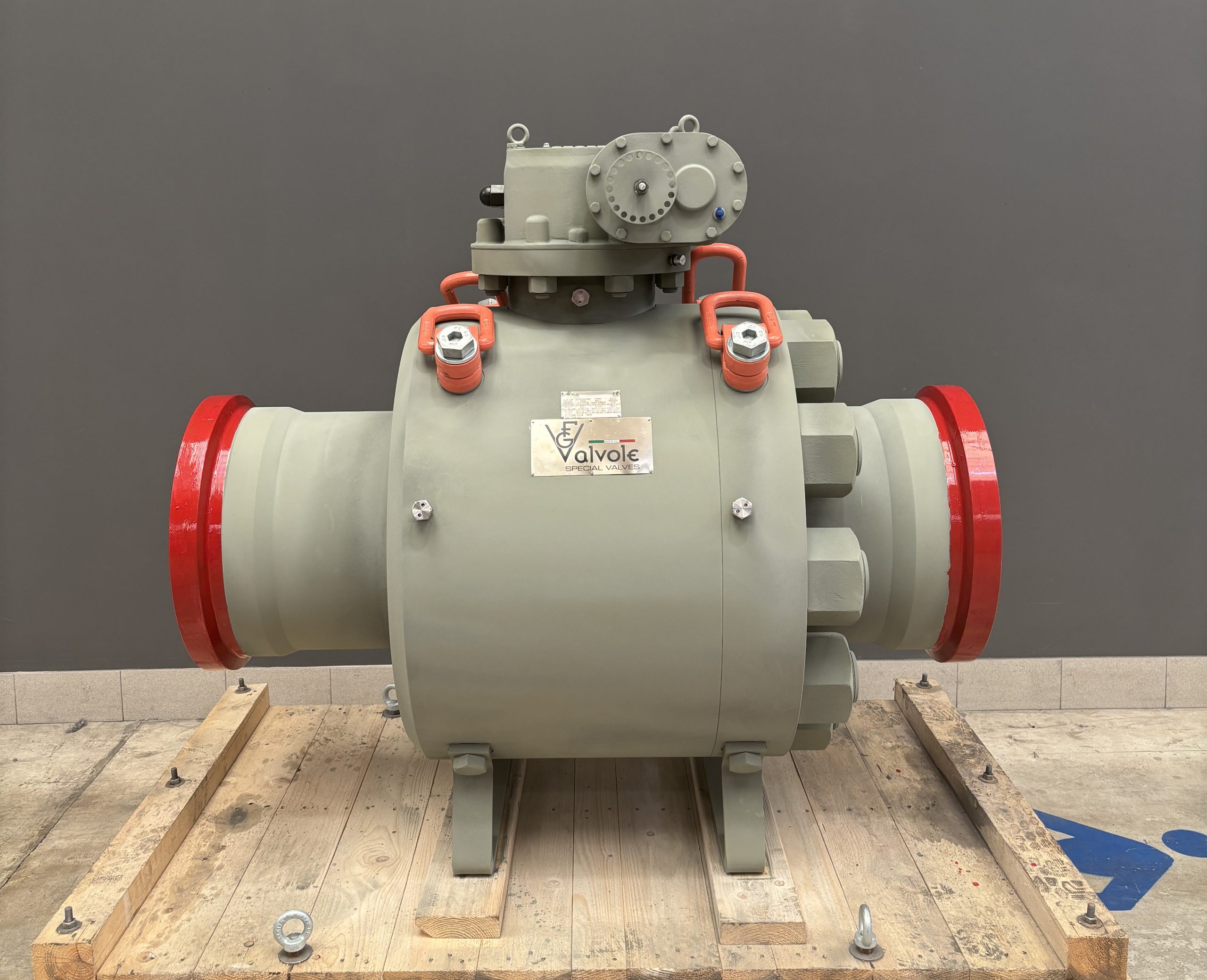 Ball valve 16″ x 14″ Class 2500 to be installed on a FPSO topside module